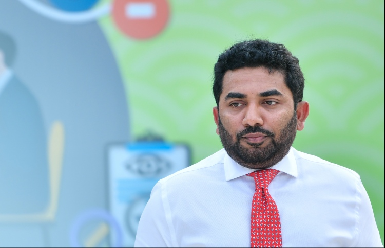 ހިމަބިއްސަށް 10 ވަރަކަށް މީހުން ޓެސްޓްކޮށްފި