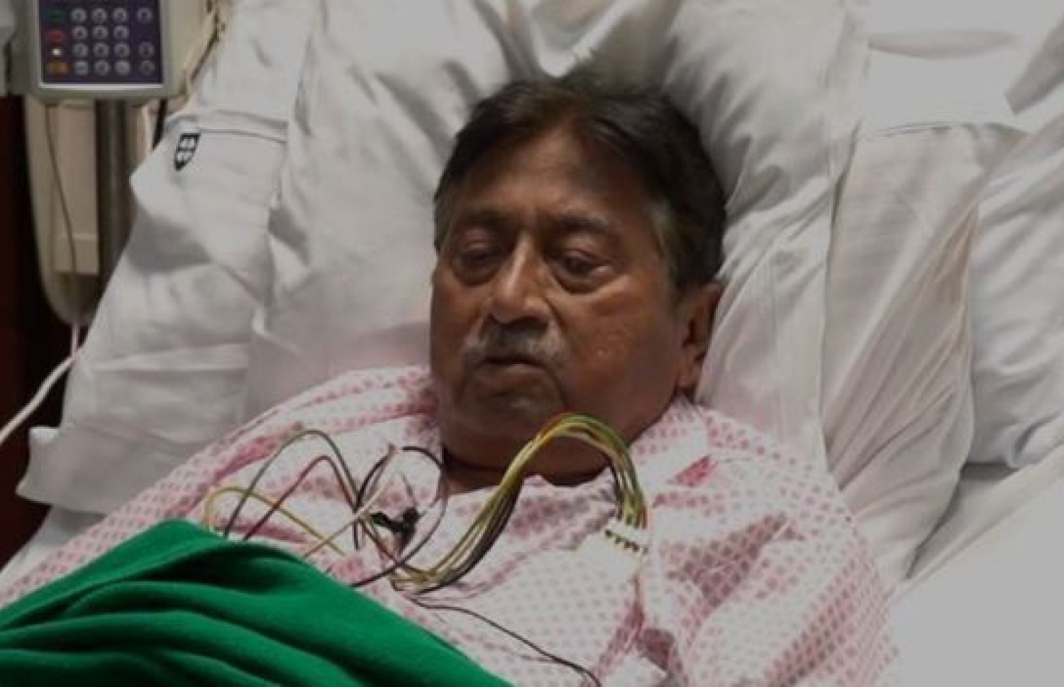 މުޝައްރަފް ދުބާއީގެ ހޮސްޕިޓަލެއްގައި ފަރުވާ ހޯއްދަވަނީ. --ފޮޓޯ:އޭޕީއެމްއެލް