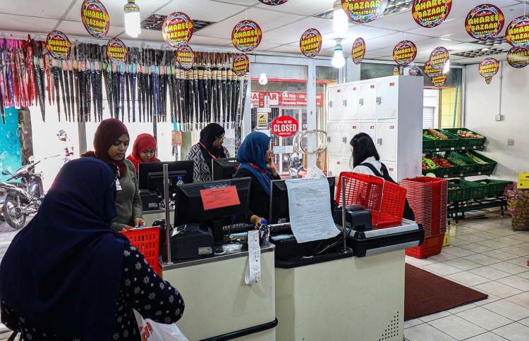 ރެޑްވޭވް އަހަރީ ބާޒާރު މިއަދު ނިމޭނެ!