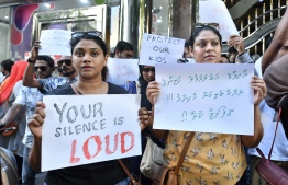 Citizens protest against rape in front of the gender ministry on January 17, 2020. PHOTO: NISHAN ALI / MIHAARU

