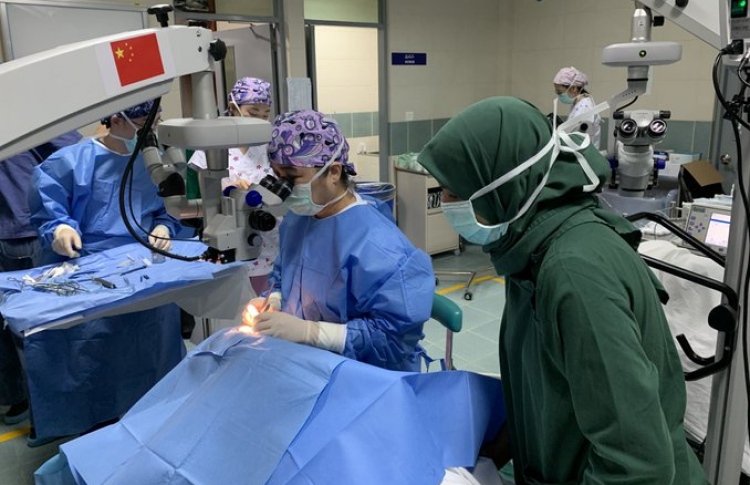 ޗައިނާގެ ލޮލުގެ ސެންޓަރަށް ވަރަށް ބާރު ބޮޑު!