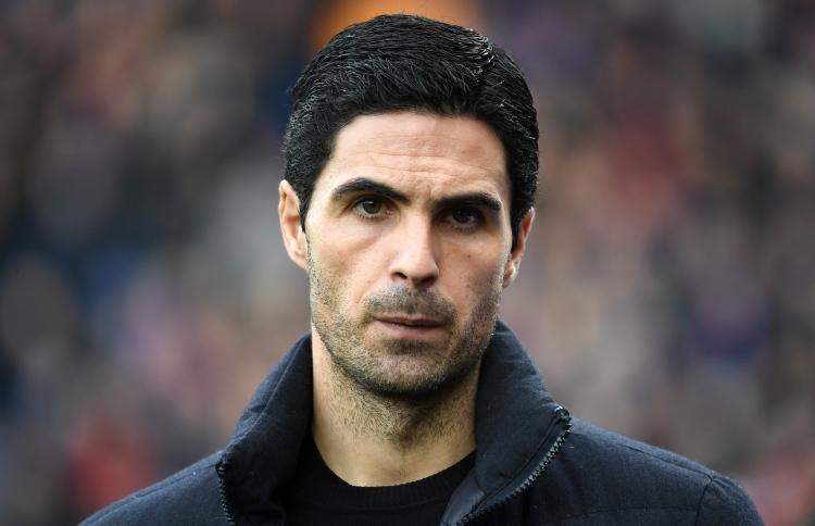 އާސެނަލްގެ ސަޕޯޓަރުންގެ ކިބައިން އާޓެޓާ މާފަށްއެދިއްޖެ