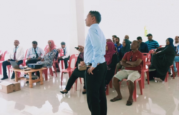 ހުޅުދޫ/މީދު އަށް ރަށު ކައުންސިލެއް ހޮވުމުގެ ޕެޓިޝަނެއް