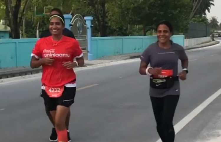 މެރެތަން ފުރިހަމަކުރައްވައި ފަސްޓްލޭޑީ ތާރީހުގެ ތެރެއަށް