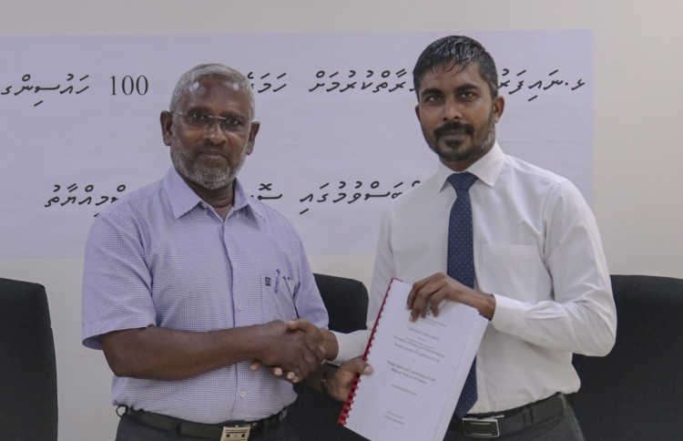 ނައިފަރުގައި 100 ހައުސިން ޔުނިޓު ހަދަން ހަވާލުކޮށްފި