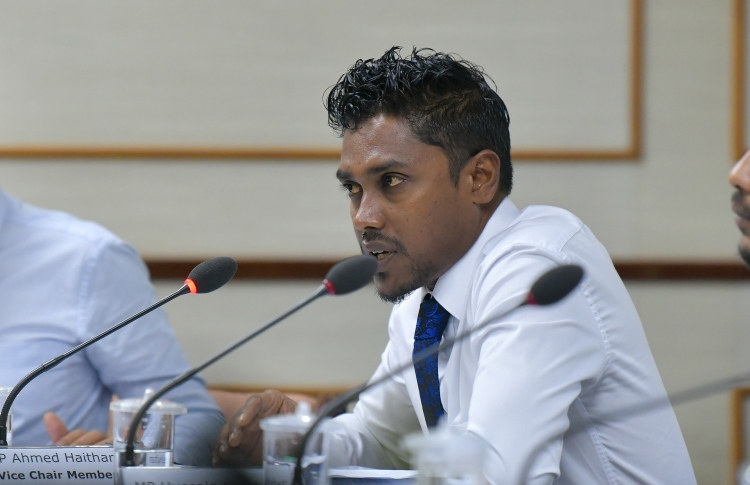 ނަޖިސްފެން ކަނޑަށް އަޅާ މައްސަލަ މަޖިލީހަށް