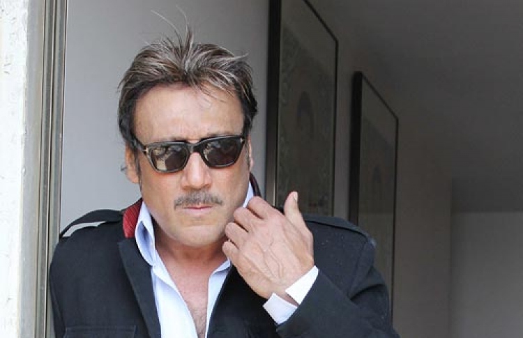 ބޮލީވުޑްގެ ޚަބަރުތައް ކުރުކޮށް