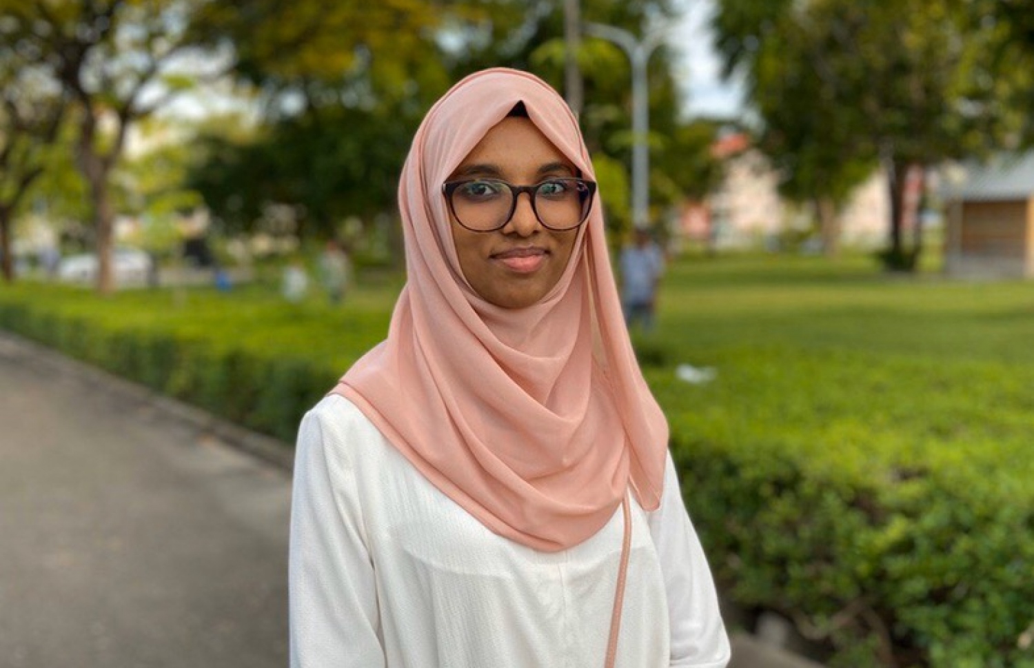 ޝިރާ: އޭ ލެވެލް ހެދީ އާ ސްޓްރީމެއް ނަގައިގެން