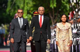 President Ibrahim Mohamed Solih (C), First Lady Fazna Ahmed and Parliament Speaker Mohamed Nasheed (L) arriving at the parliament. PHOTO: NISHAN ALI/MIHAARU