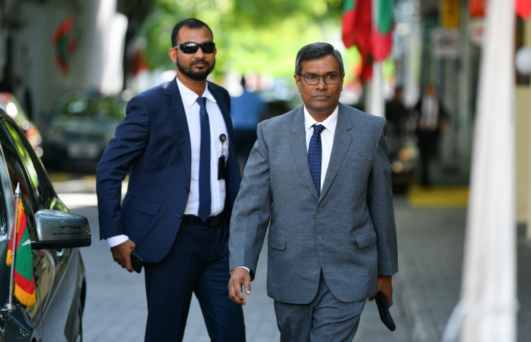 މުއުތަސިމްގެ ސެކިއުރިޓީ ބްރީޗްވި ގޮތް މަޖިލީހުން ބަލަނީ