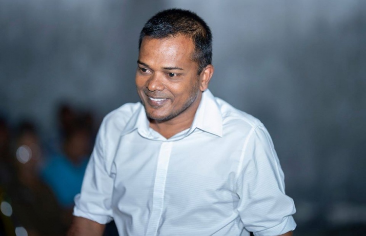 ކައުންސިލްތަކަކީ ކުދިކުދި ސަރުކާރުތަކެއް: ނިޒާރު