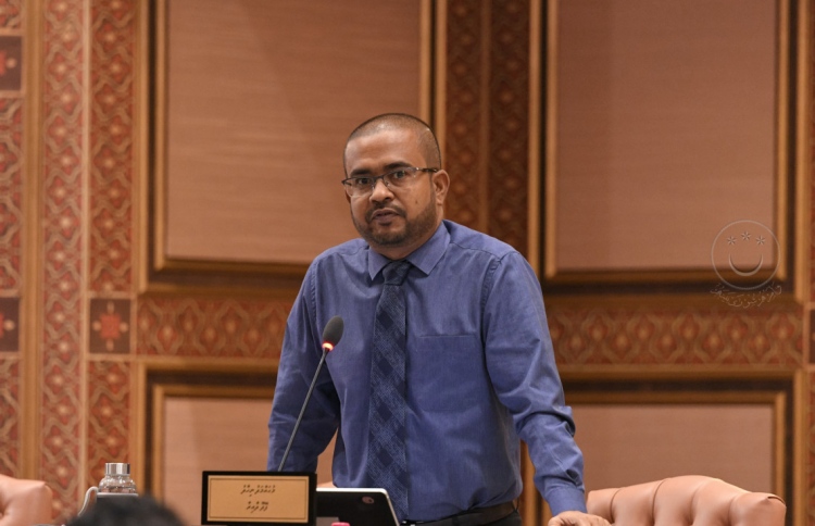 މެމްބަރު ނިހާދު އޭސީސީ އަށް ހާޒިރު ކުރަނީ