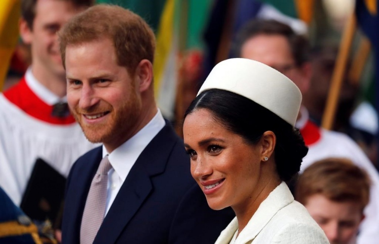 މެޑޯނާގެ އެޕާޓްމަންޓެއް ހެރީ އަށް ކުއްޔަށް ދޭން ތައްޔާރު