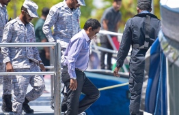 Former President Abdulla Yameen Abdul Gayoom, arriving to court escorted by officers of Maldives Correctional Service. PHOTO: AHMED AWSHAN ILYAS/ MIHAARU