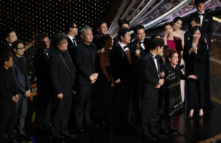 އޮސްކާ: ދެކުނު ކޮރެޔާ އިން އޮސްކާ ފަތަހަކޮށްފި