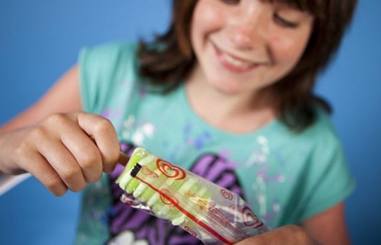 ޔުނިލީވާ އިން އައިސްކްރީމް އިޝްތިހާރުކުރުން ހުއްޓާލަނީ