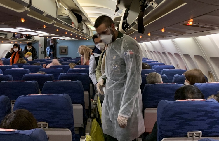 ކޮވިޑް-19: އެއާލައިންތަކަށް ފަސް ބިލިއަންގެ ގެއްލުން