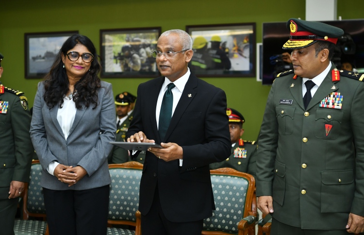 މިނިސްޓަރަށް ނުގުޅައި ނިޒާމުން ޚިދުމަތް ލިބޭނެ: މާރިޔާ