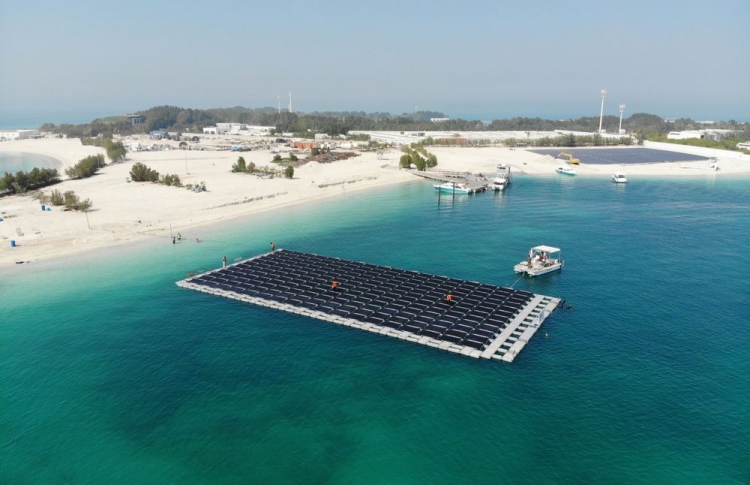 ޗައިނާގެ ސޯލާ ކުންފުނިތައް ގެންނަން މަސައްކަތްކުރަނީ