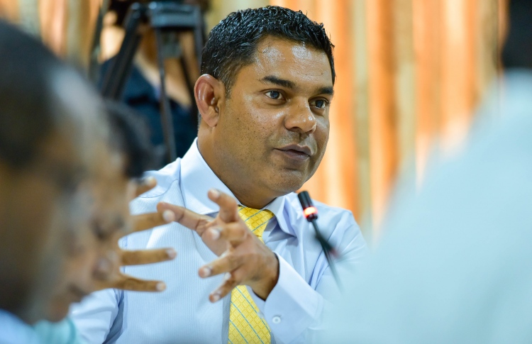 "ނަޝީދު ވިދާޅުވާ ލޯނުތަކުގެ މައުލޫމާތު ވަނީ ލިބިފައި"