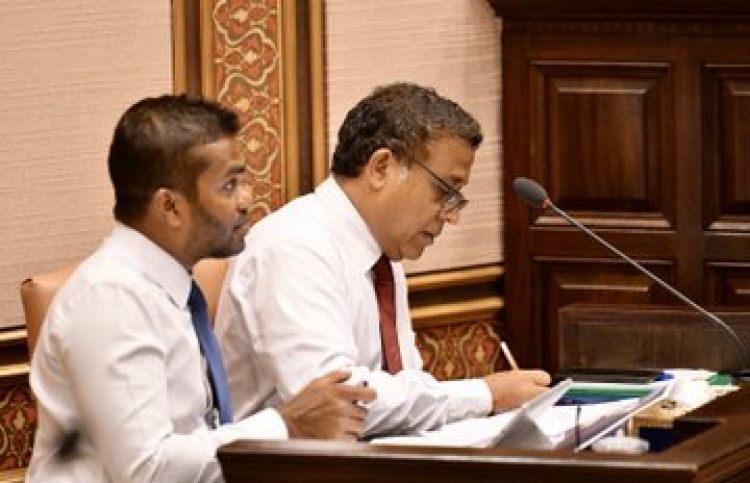 ރަށްގިރުމާ ބަނދަރުތައް ހުރި ގޮތާ ގުޅުމެއްވޭ: އަސްލަމް