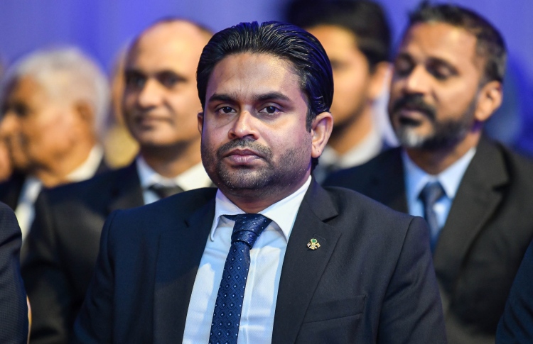 ފަނޑިޔާރު ޝަހީދަށް މަޖިލީހުން ރުހުންދީފި