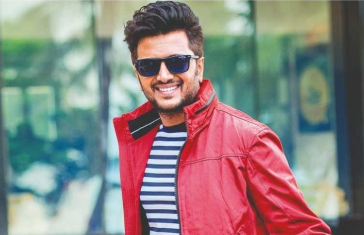 ބޮލީވުޑްގެ ޚަބަރުތައް ކުރުކޮށް