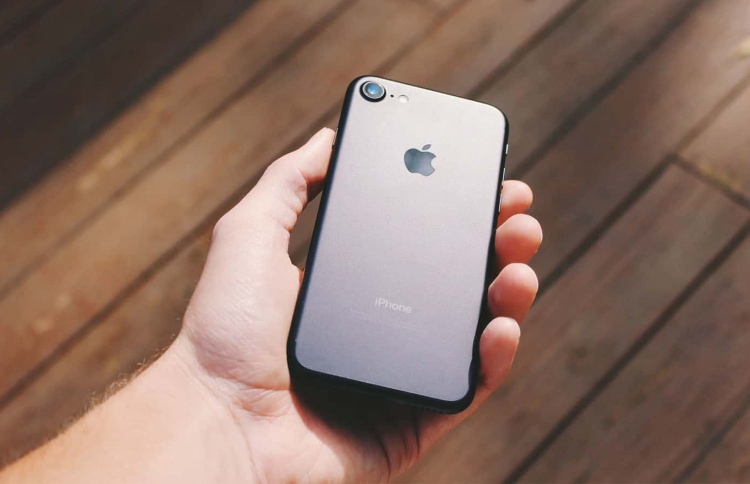 ކޮވިޑް-19 އާ ހެދި "އައިފޯން 9" ނެރުން ލަސްވެދާނެ