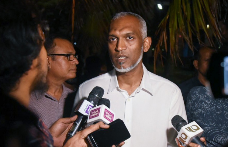 މައްސަލަ ބަލަންފެށީ މަސައްކަތަށް ހުރަސްއަޅަން: މުއިއްޒު