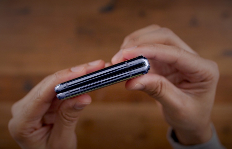 ސެމްސަންގް ގެލަކްސީ ޒީ ފްލިޕް އިންޑިއާ އިން ހުސްވެއްޖެ