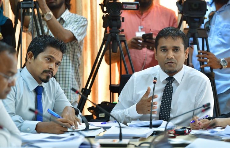 ސްޓެލްކޯގެ އަމިއްލަ އިންޝުއަރެންސް ހުއްޓާލަން އެދެފި