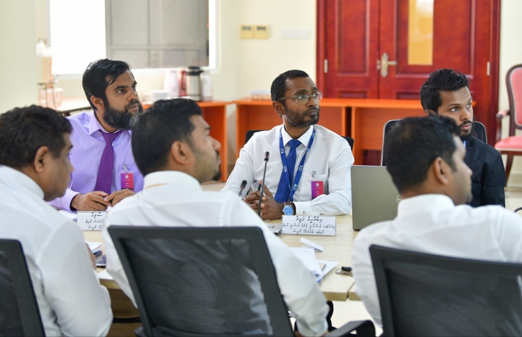 އައިއޭއެސްގެ ހަރަދު ބޮޑަސް، ނުހިންގޭހާ ގޯހެއް ނޫން