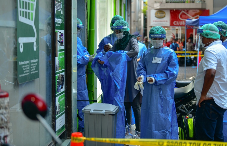 މެލޭޝިޔާއިން އައި ދިވެހި މީހާ ކޮވިޑަށް ނެގެޓިވް