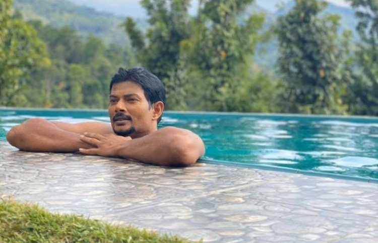 "ކަޅަކި" ގެ ޓީޒާއެއް ދައްކާލައިފި