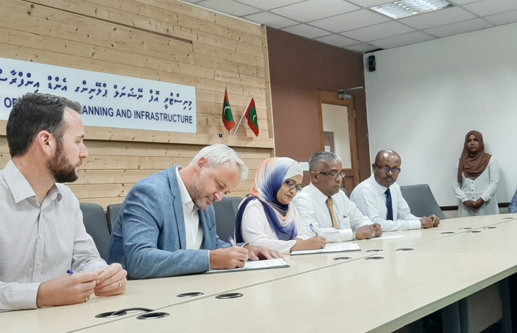 މާލެ-ތިލަފުށި ބްރިޖް އަޅާނީ އިންޑިއާގެ ކުންފުންޏަކުން