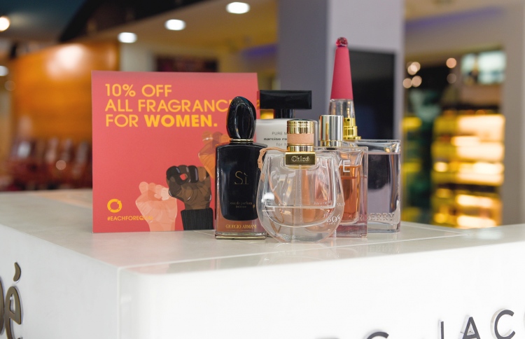 ލެކިއުޓުން އަންހެނުންނަށް ހާއްސަ ޕްރޮމޯޝަނެއް ފަށައިފި