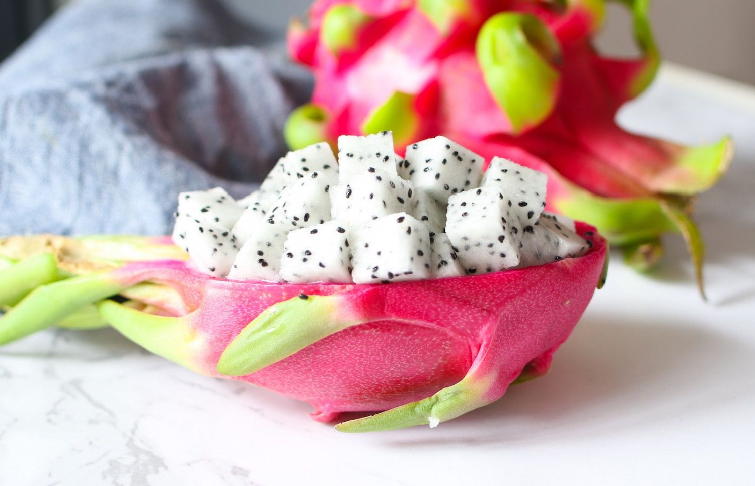 ޑްރަގަން ފުރުޓް.