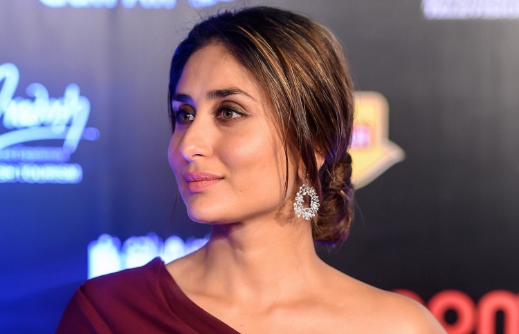 ފޭނުންނާ މެދު ކަންތައް ކުރި ގޮތުން ކަރީނާ ހޫނުފެނަށް