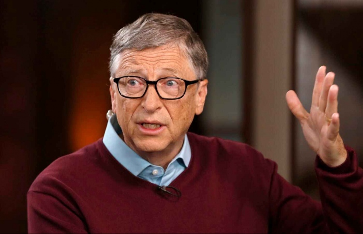 ގޭޓްސް މައިކްރޮސޮފްޓްގެ ބޯޑުން ވަކިވަނީ