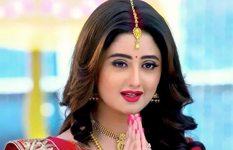 ރަޝްމީއާ އެކު "ނާގިން 4" ގެ ޕްރޮމޯއެއް