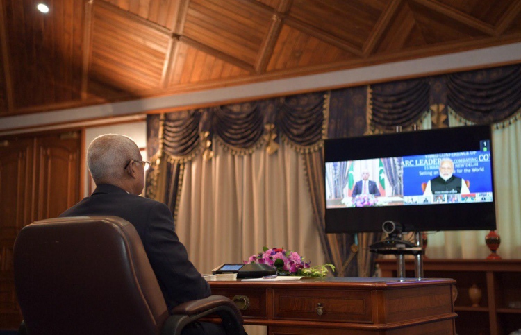 ކޮވިޑް-19 ރިލީފް ފަންޑަށް ރާއްޖެއިން 2ލައްކަ ޑޮލަރު