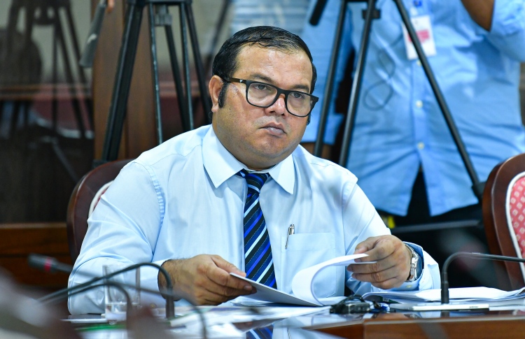 ކޮރަޕްޝަން މައްސަލަތައް އަވަސް ކުރަން ހުށަހަޅަނީ