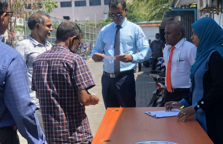 ދަތުރުވެރިންގެ މާރުކޭޓުގެ ގޮޅިތައް ދޫކުރަން ފަށައިފި