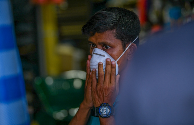 މިހާރު މި އޮތް ހާސްކަމުން އަރައިގަންނާނީ ކިހިނެއް؟