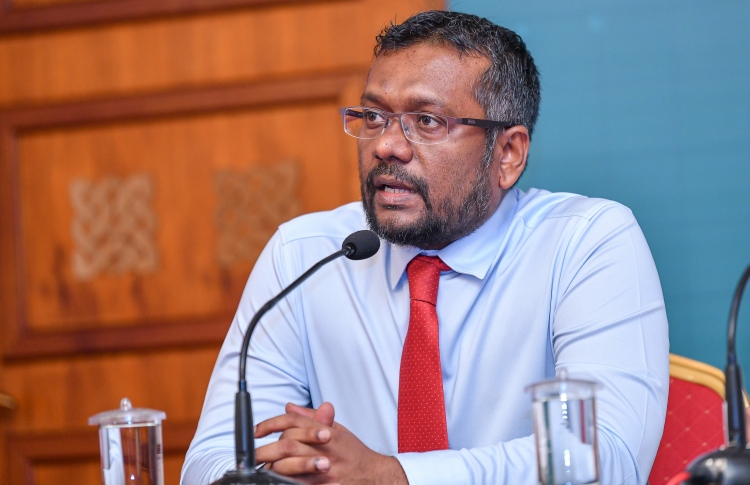 ވަޒީފާއިން ވަކިކޮށް، މުސާރައިން އުނިކުރާ ނަމަ އަންގާ