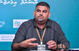 President's Office's Communications Undersecretary Mabrouq Abdul Azeez speaks to the press on the COVID-19 situation in Maldives. PHOTO: AHMED AWSHAN ILYAS / MIHAARU