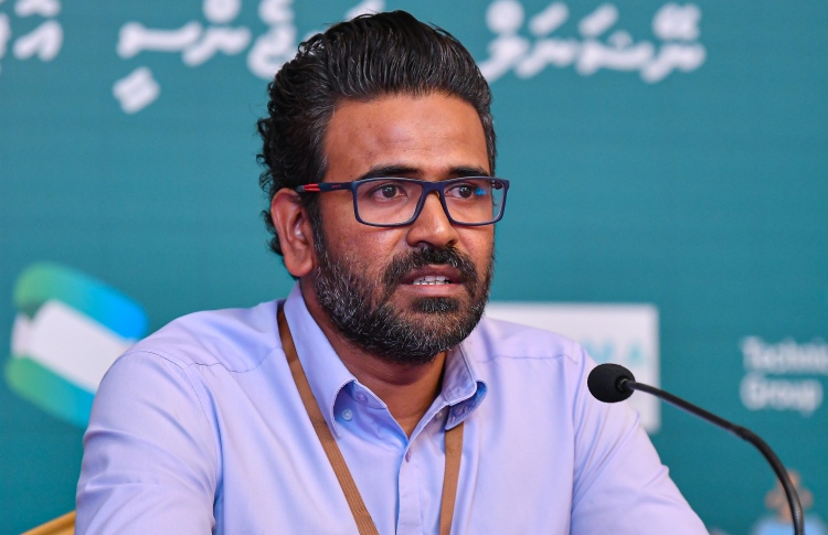 ބުރަ މަސައްކަތެއް ކުރަން ޖެހުނު، ގިނަ ތަޖުރިބާތަކެއް!