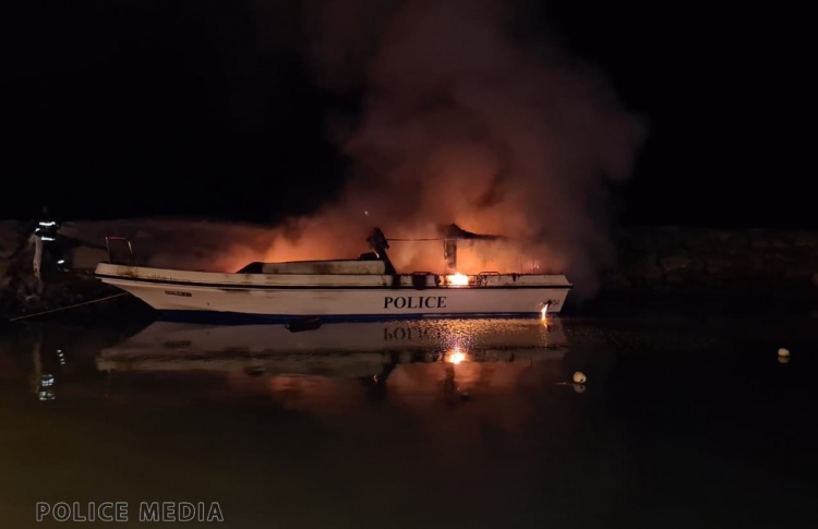 Police Speedboat Catches Fire In Gan In Laamu Atoll - The Edition