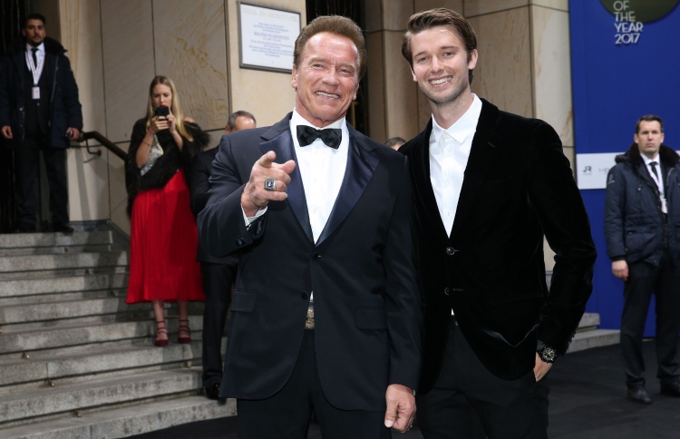 އާނޯލްޑްގެ ދަރިއަކަށްވުމަކީ ގޮންޖެހުމެއް: ޕެޓްރިކް