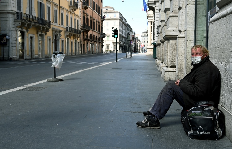 ކޮވިޑް-19: ޔޫރަޕުގެ ހާލަތު އިތުރަށް ގޯސް ވަނީ